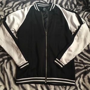 💢RUE 21💢 Track Jacket